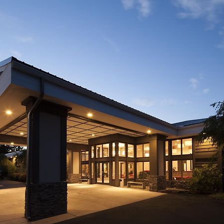 Ramada By Wyndham Rock Hill At Sullivan Center Exterior photo