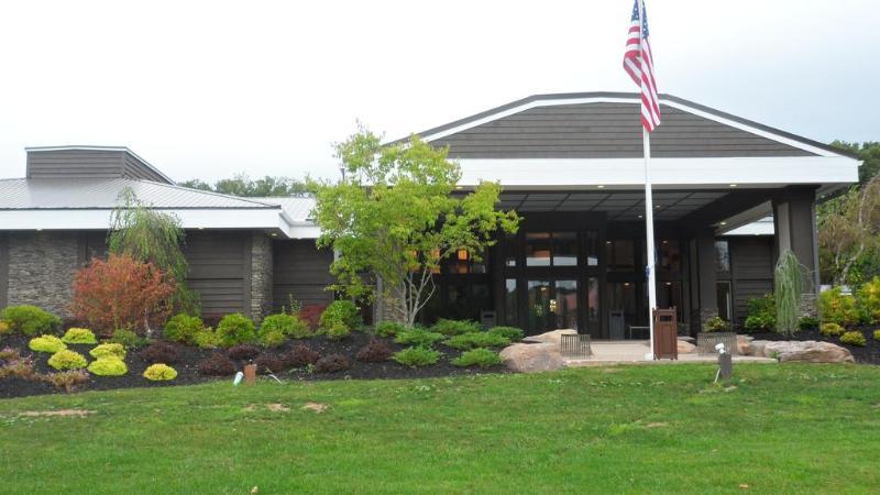 Ramada By Wyndham Rock Hill At Sullivan Center Exterior photo